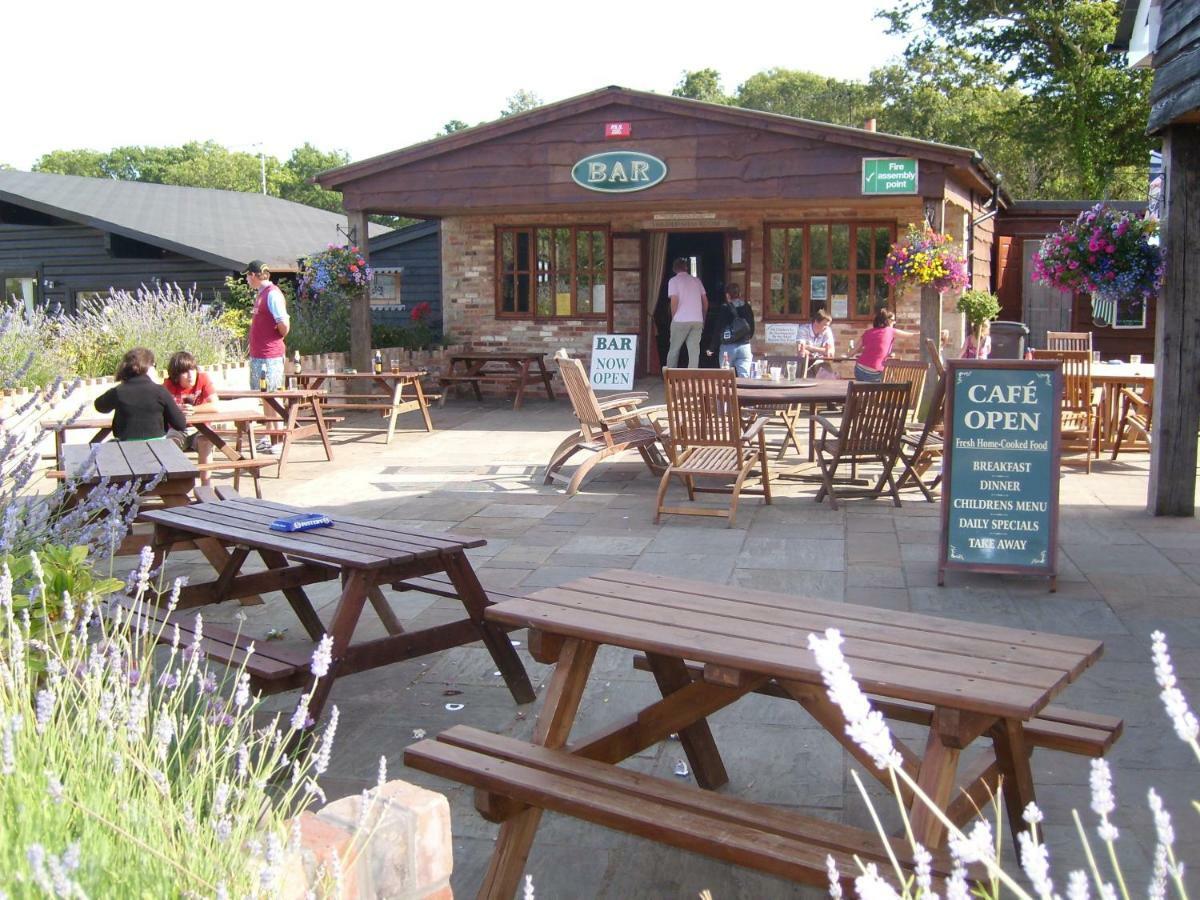 Herston Caravan & Campsite 3*
